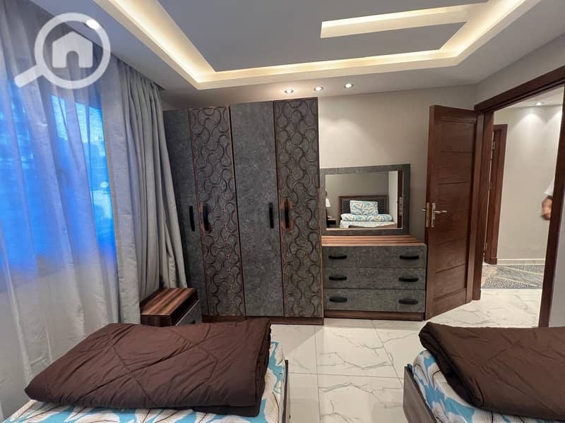 11 34982. jpg