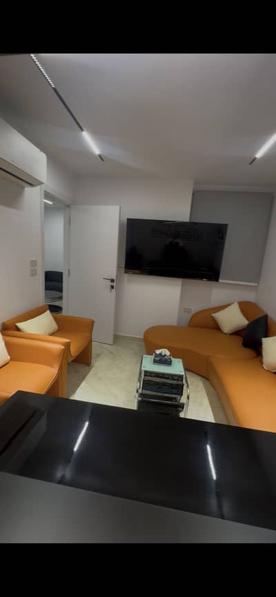 Office for Sale in Mansura, Dakahlia - مكتب اداري كامل بالفرش امام بوابة توشكا جديد لم يستخدم
