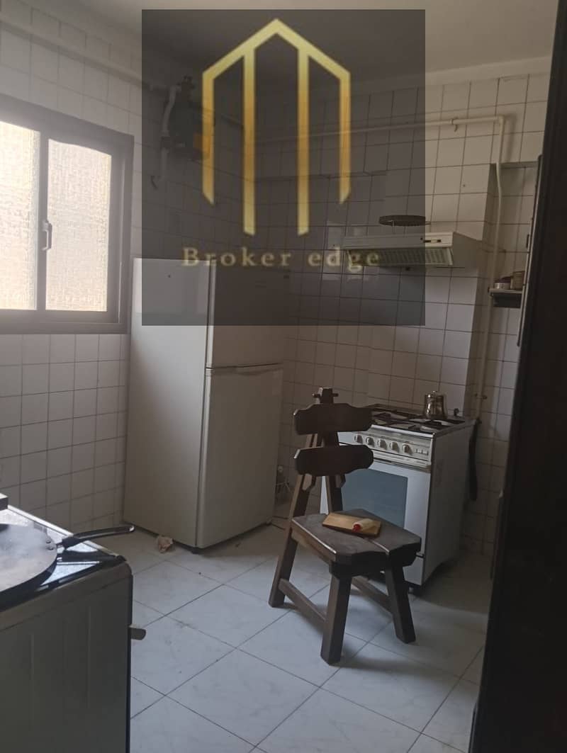 4 1001752677. jpg