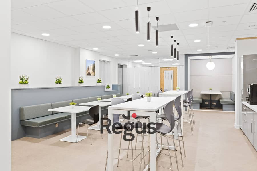 8 Regus_ Lincoln Cromwell House_6160_Lincolnshire_United Kingdom_Coworking 3. jpg