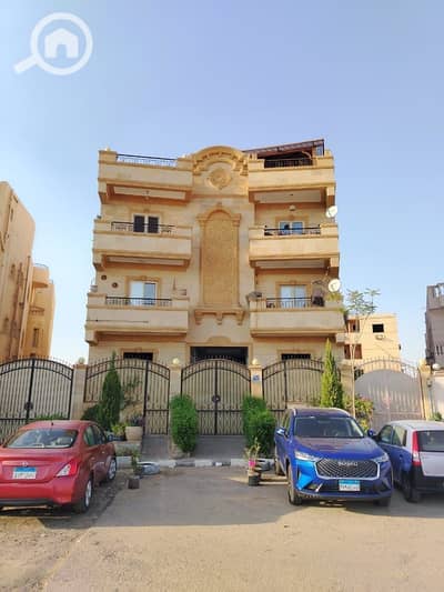 شقة 3 غرف نوم للبيع في مدينة الشروق، القاهرة - photo_5792031568284028927_y. jpg