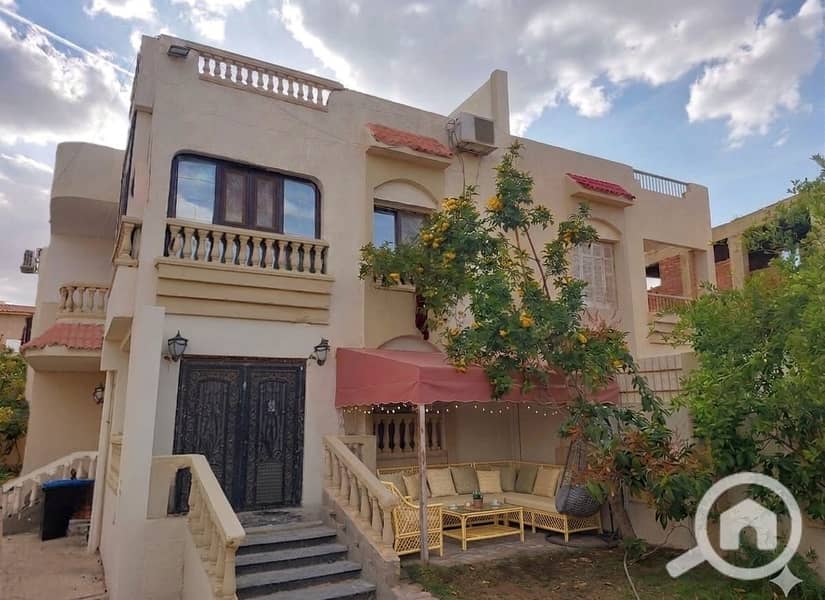 8 b690821d-bffc-480f-bc45-134da9fb7824. jpg