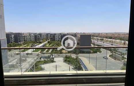 3 Bedroom Flat for Sale in Sheikh Zayed, Giza - 602705708_1561468655105559_5223805289449067662_n_1400x900. jpg