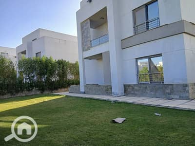 5 Bedroom Villa for Sale in Shorouk City, Cairo - 83bf2aea-268b-4554-b083-37ec888ac898. jpg