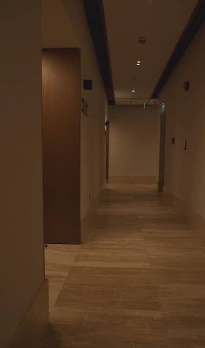 Office for Rent in New Cairo, Cairo - مكتب للايجار التجمع الخامس كومباوند ديستريكت 5