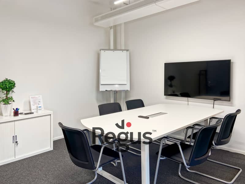 5 Regus_ESPOO, Iso Omena _Finland_Centre 4121_Meeting room 1 _LOCATIONHEROIMAGE. jpg