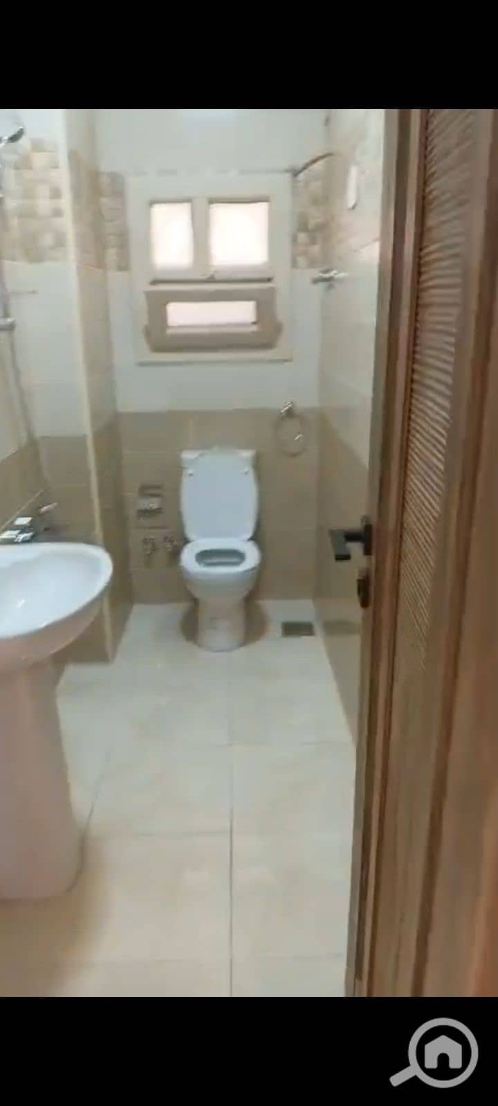 8 1000082934. jpg