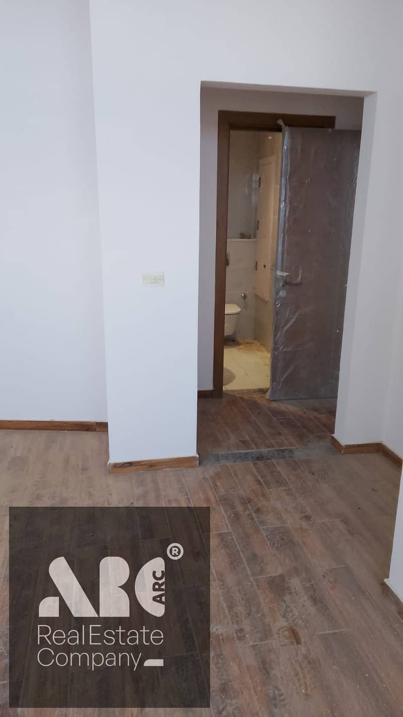 9 d135eddc-a36e-4ab9-a532-ce3442e3d45a. jpg