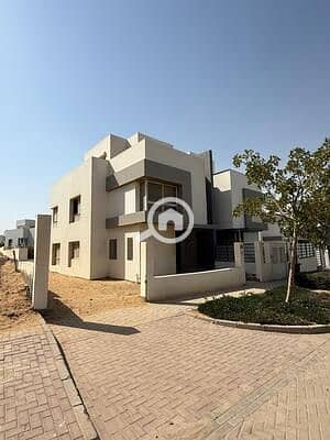 فیلا 4 غرف نوم للبيع في القاهرة الجديدة، القاهرة - WhatsApp Image 2026-04-01 at 11.50. 01 AM (3). jpeg