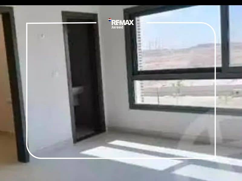 10 Hazem-Mo-1489---11. png---155c40ee649013f145c81551ebf590d1. png