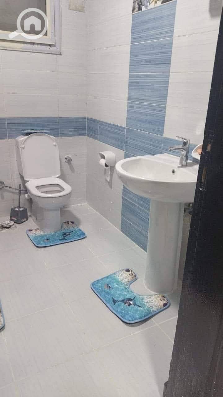 9 1000953214. jpg