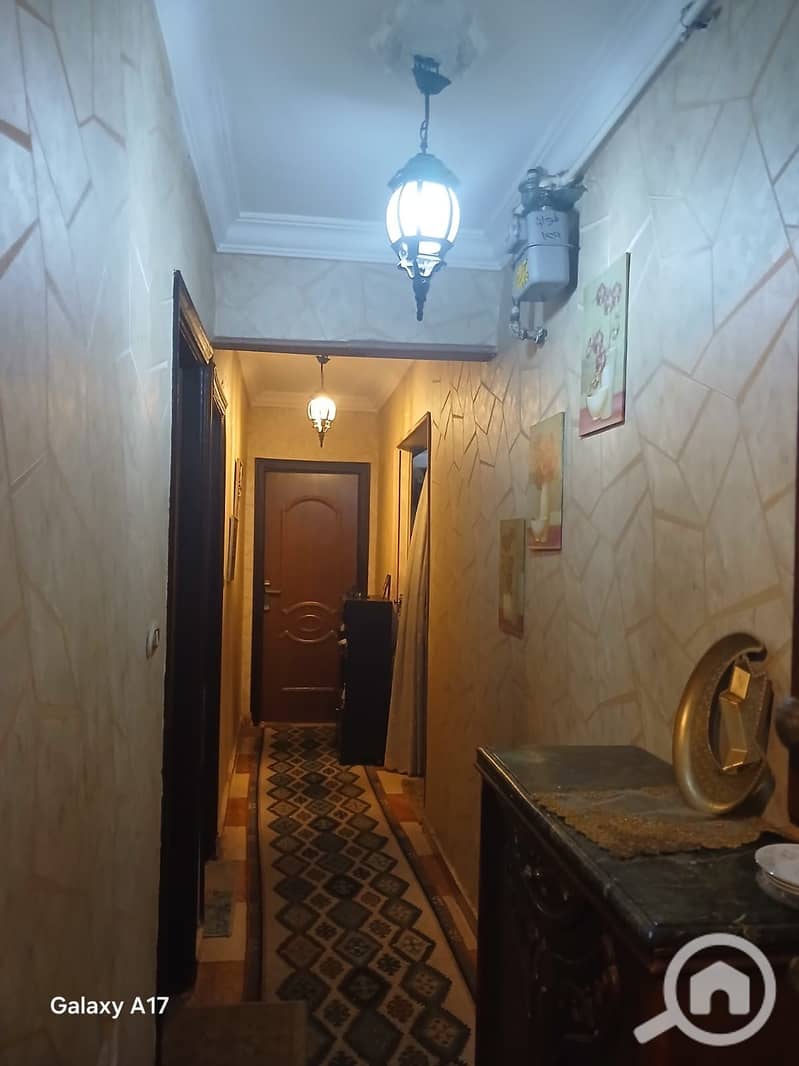 2 d9ba5fe4-1a98-43db-8f26-a40daf0bd05b. jpg