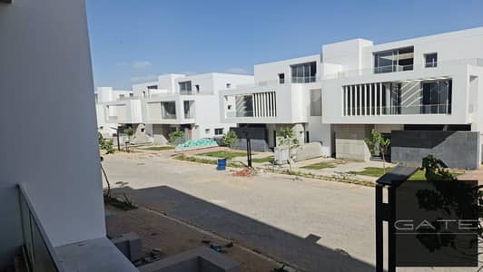 4 Bedroom Townhouse for Sale in 6th of October, Giza - b8bd46c7-8c3b-468a-afa8-b8a4c98ccef3. jpg