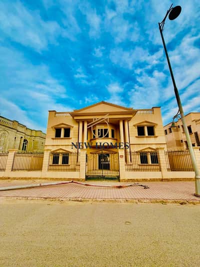 6 Bedroom Villa for Sale in Sheikh Zayed, Giza - f3d4d189-43f2-4953-9a38-42e919e17484. jpg 6 Bedroom Villa for Sale in Sheikh Zayed, Giza - f3d4d189-43f2-4953-9a38-42e919e17484. jpg