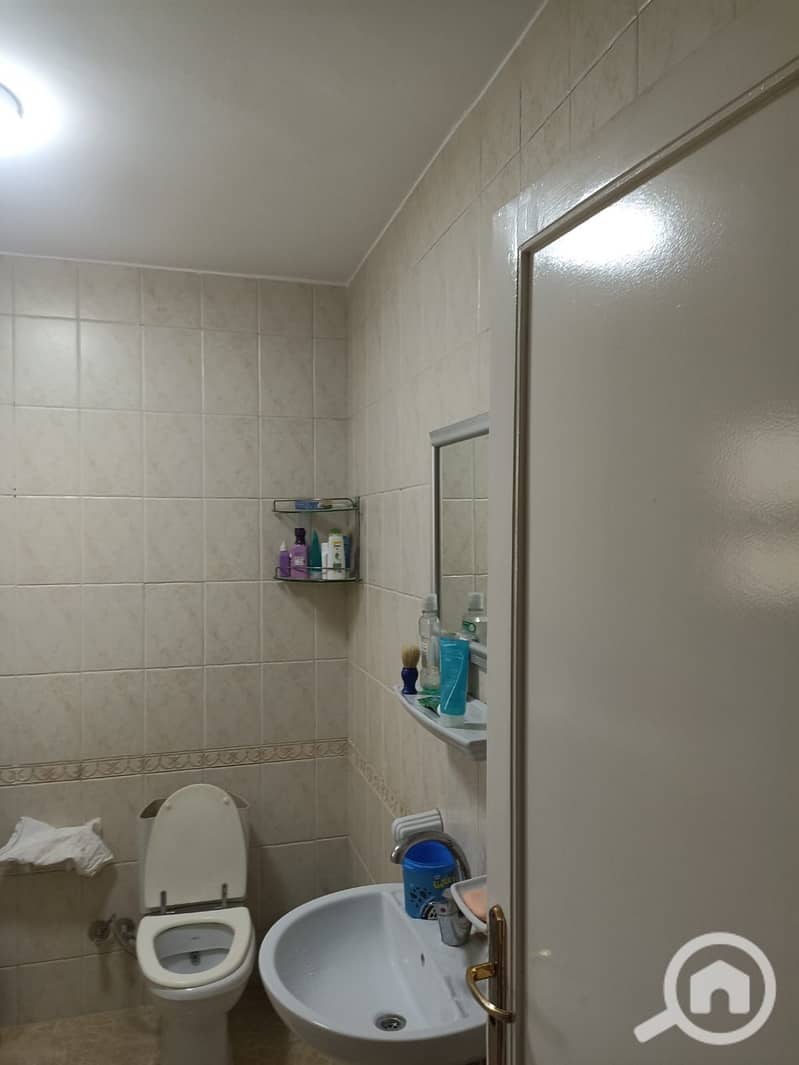 5 1000349248. jpg