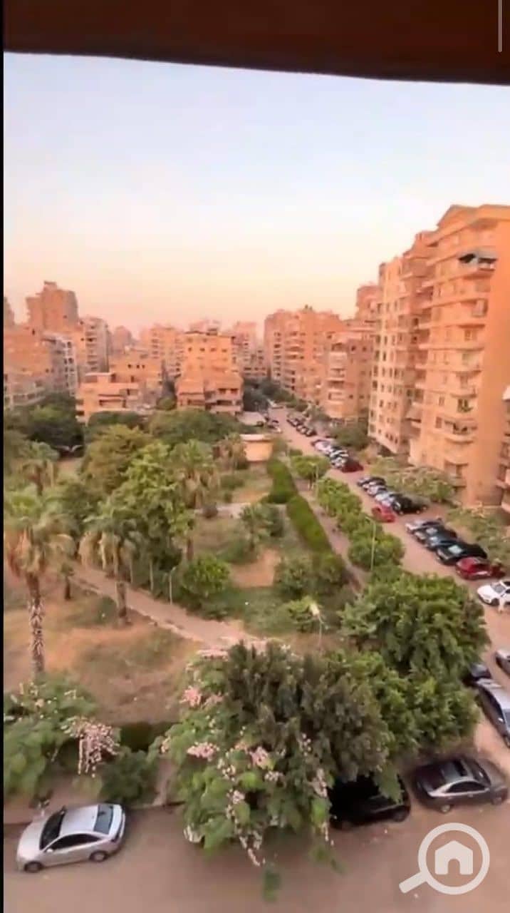 8 95166. jpg