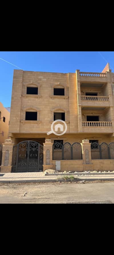 فیلا 3 غرف نوم للبيع في العبور، القاهرة - 1000311146. jpg