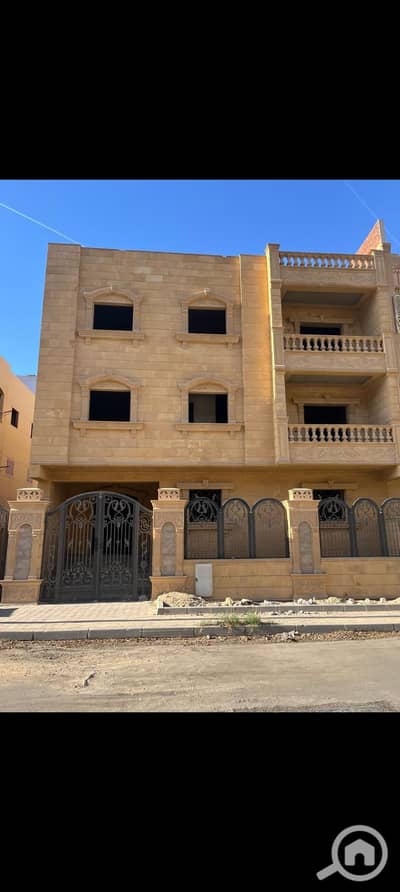 فیلا 3 غرف نوم للبيع في العبور، القاهرة - 1000311146. jpg