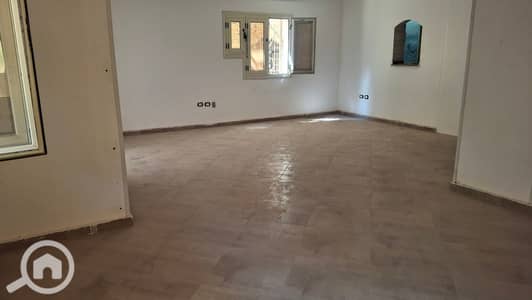3 Bedroom Flat for Rent in 6th of October, Giza - 8174. jpg