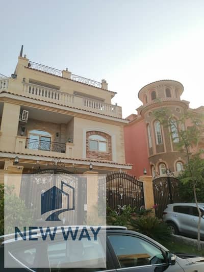 10+ Beds Twin House for Sale in Sheikh Zayed, Giza - 1000513792. jpg