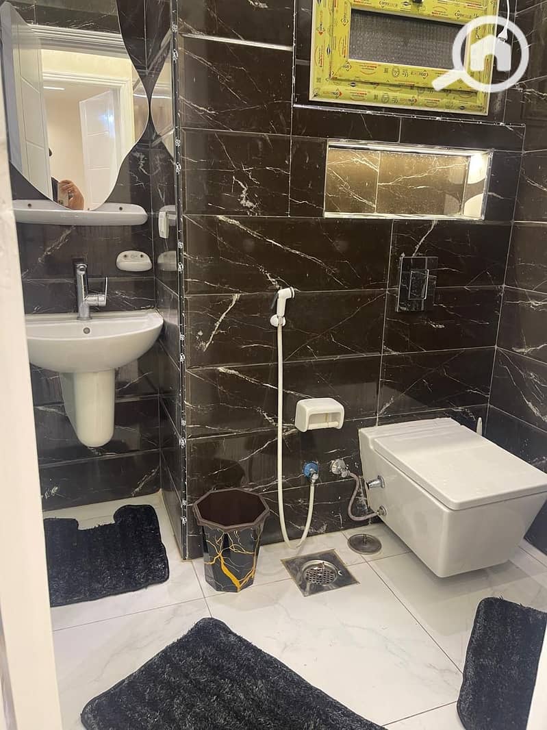 12 28673. jpg