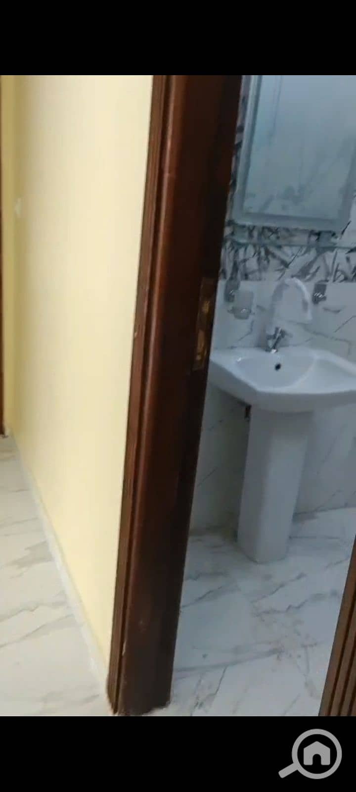 10 1000474889. jpg