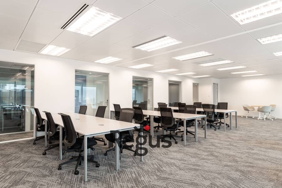 8 Regus_Central Plaza_634_WanChai_HongKong_LargeOffice. jpg