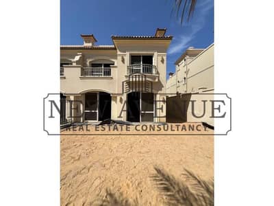 4 Bedroom Twin House for Sale in Shorouk City, Cairo - WhatsApp Image 2026-08-25 at 6.13. 57 PM (3). jpg 4 Bedroom Twin House for Sale in Shorouk City, Cairo - WhatsApp Image 2026-08-25 at 6.13. 57 PM (3). jpg