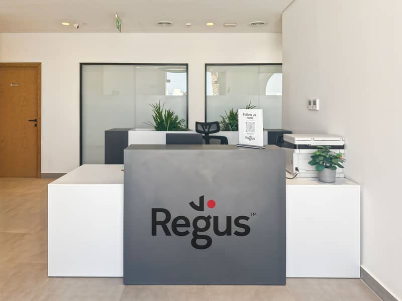 4 Regus_El Gouna, Fanadir_Egypt_Centre 8728_Reception 2. jpg
