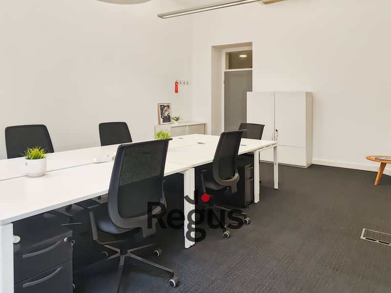 Regus_Vienna, Kolhmarkt_Austria_Centre 4983_Office 3. jpg Regus_Vienna, Kolhmarkt_Austria_Centre 4983_Office 3. jpg