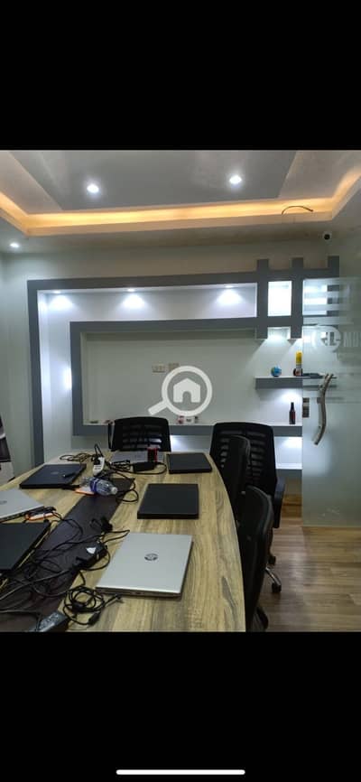 مکتب  للايجار في مصر الجديدة، القاهرة - 520325. jpg