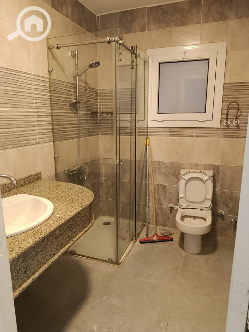 5 1000722568. jpg