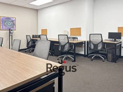 مکتب  للايجار في كرموز، الإسكندرية - Regus_MD, North Bethesda - Pike & Rose_USA_Centre 3869_Coworking 4. jpg