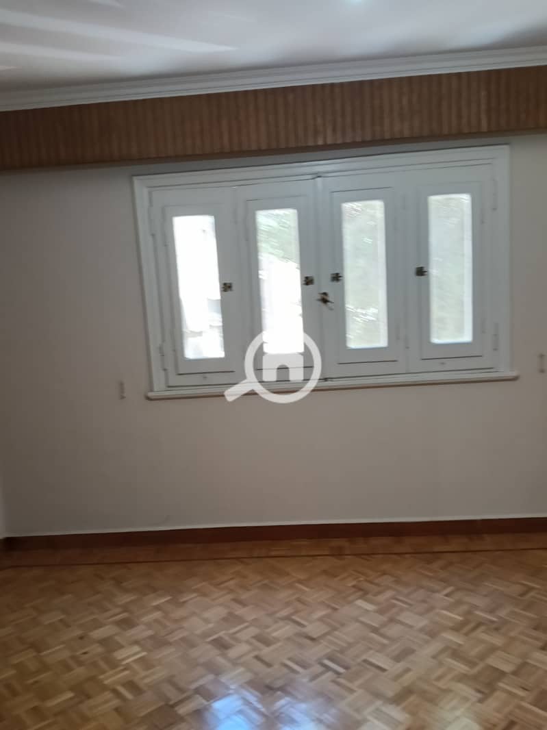 4 87169. jpg