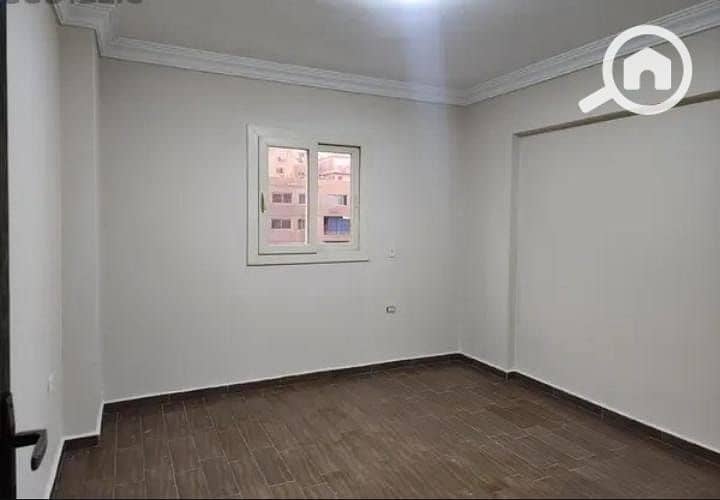2 1000513030. jpg