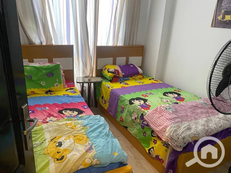 2 76549. jpg