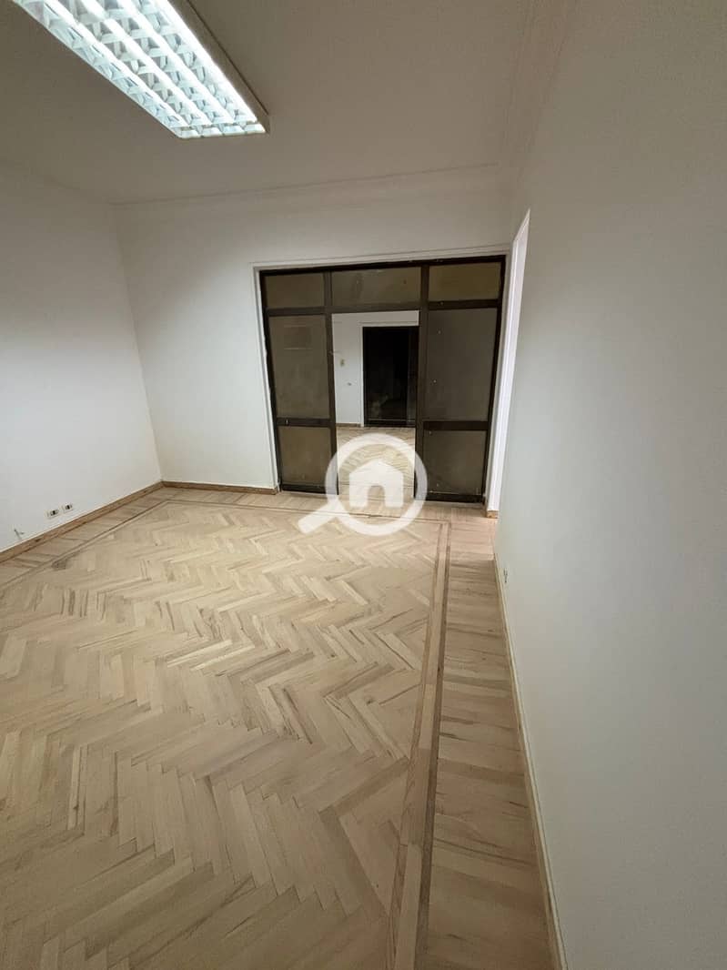9 1000337265. jpg