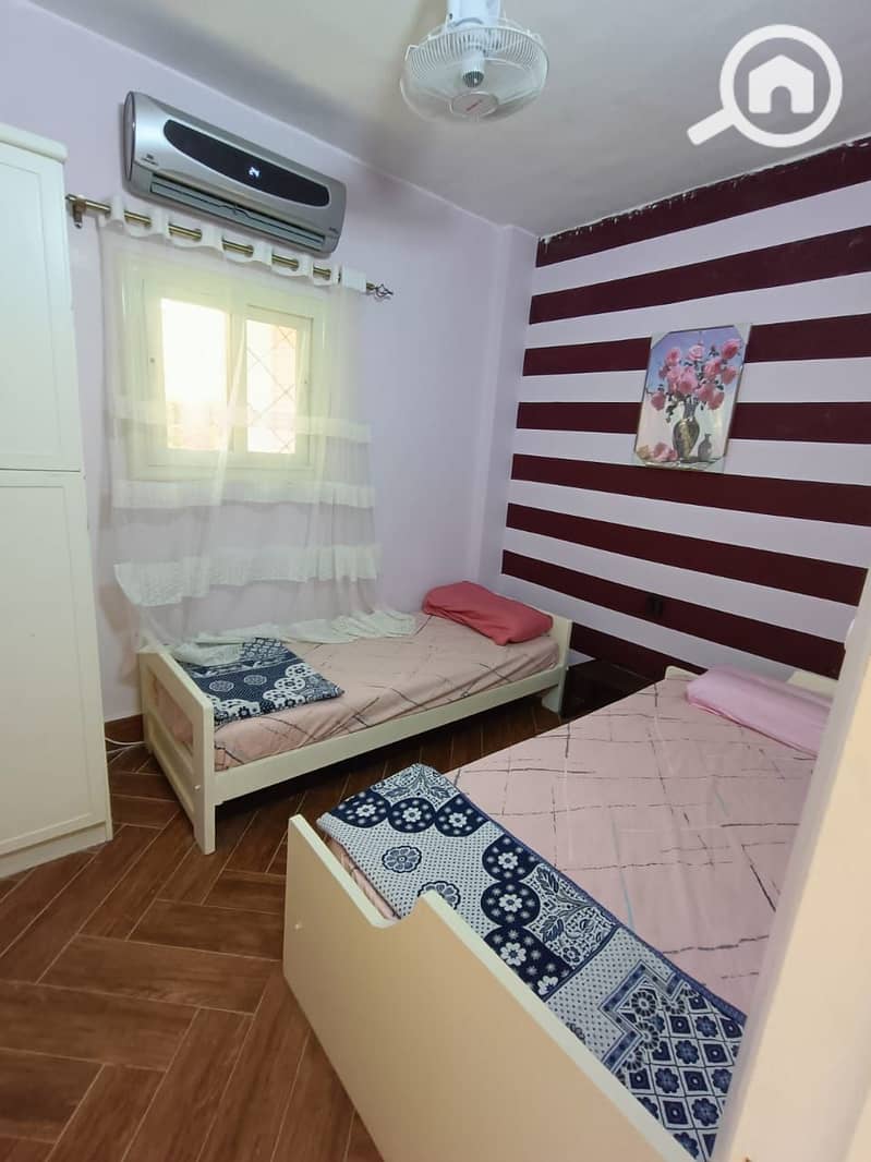 8 49410. jpg