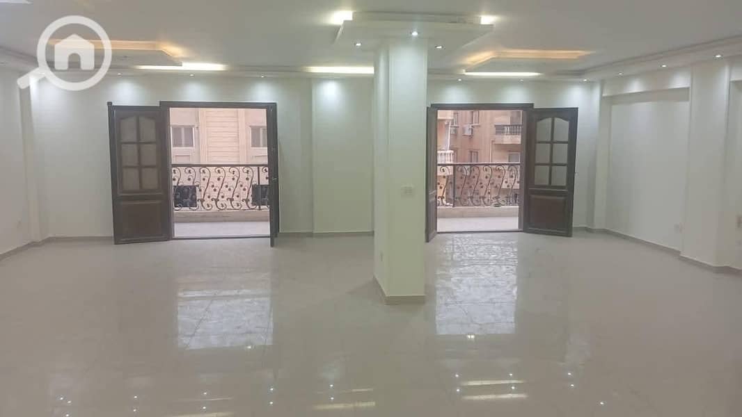 حالة نادرة شقة على مساحة نص العمارة بعمارة خاصة مميزة بمنطقة ط حالة نادرة شقة على مساحة نص العمارة بعمارة خاصة مميزة بمنطقة ط