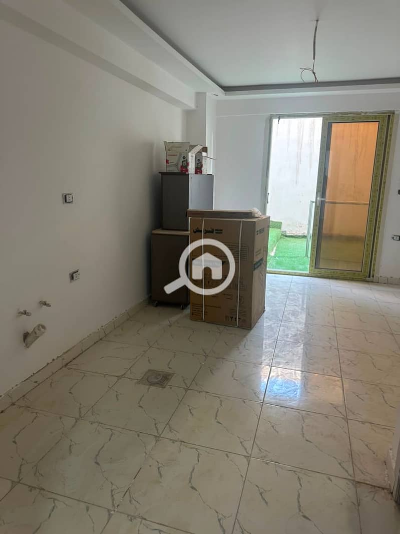 13 بلا عن445وان. jpg