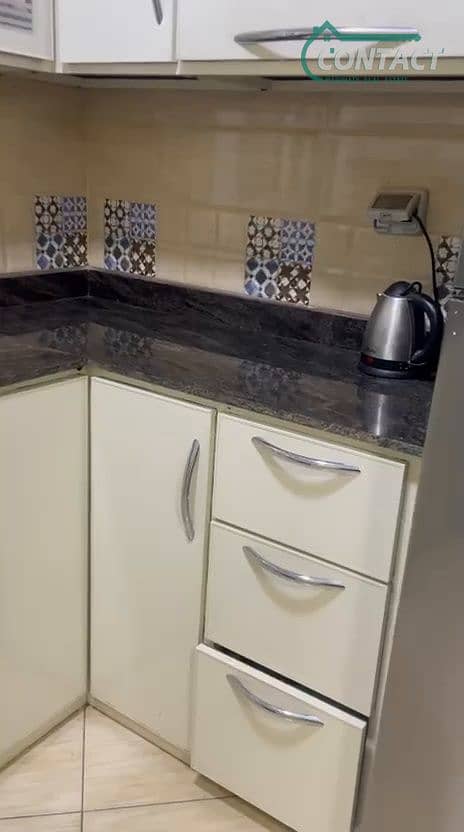 7 kitchen_02. jpg