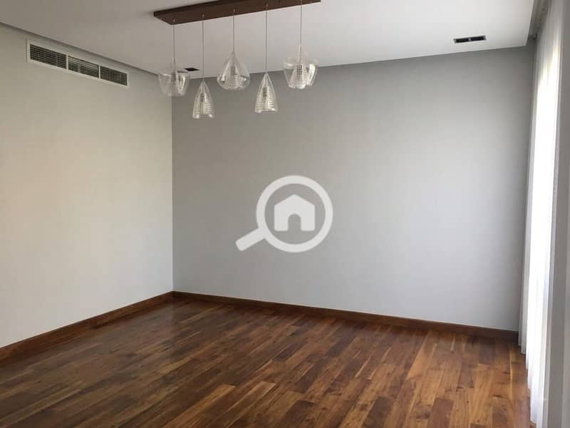 9 dab3bd48-d95a-4b01-a8f6-69ba48cd53a9. jpg