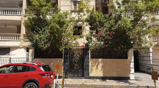 شقة 5 غرف نوم للبيع في مصر الجديدة، القاهرة - اتنين شقة فاخرة بالكوربة للبيع من المالك مباشرة