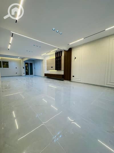 3 Bedroom Apartment for Sale in 6th of October, Giza - 6130. jpg
