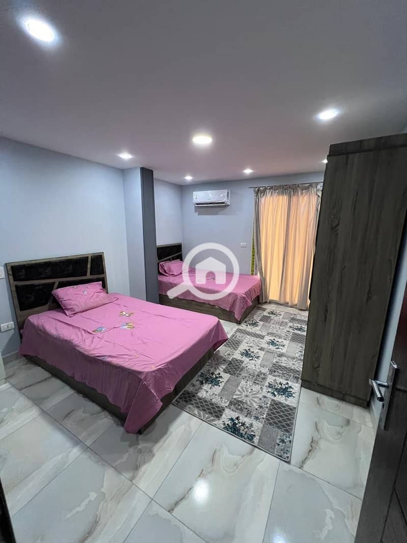 16 24907. jpg