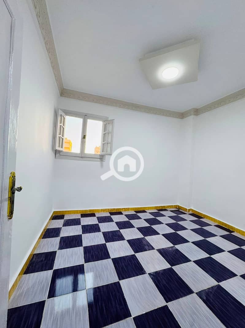 6 1000678880. jpg