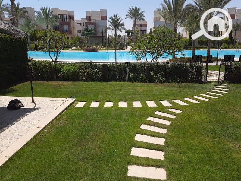 2 blanca villa. jpg
