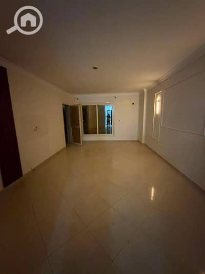 3 Bedroom Apartment for Rent in Sheikh Zayed, Giza - 5f8df343-7c51-4e05-a37e-c2637883a3ff. jpg