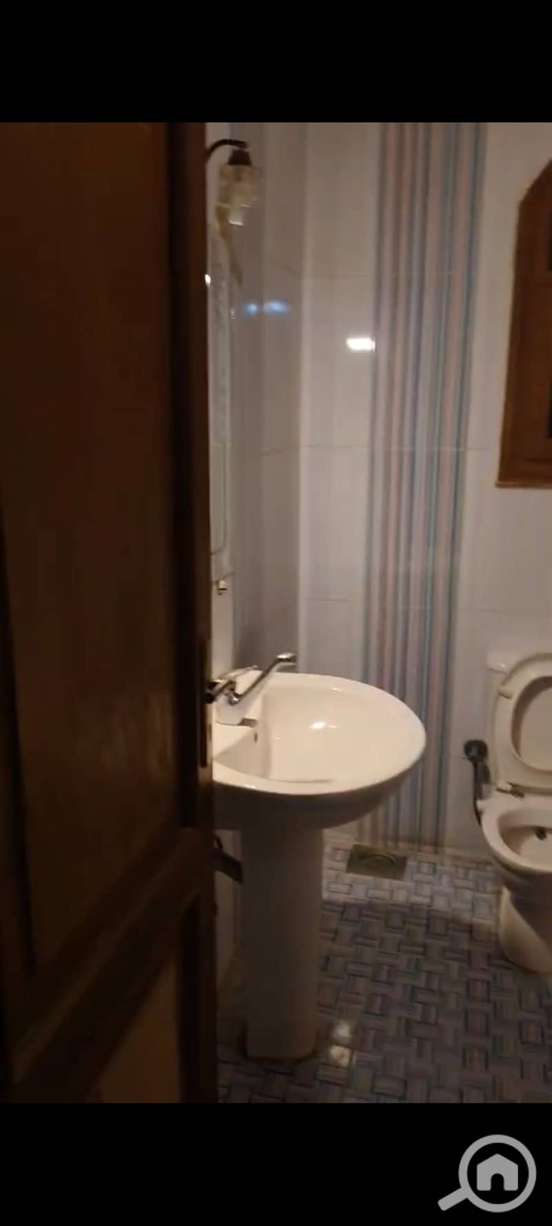 4 1000420880. jpg