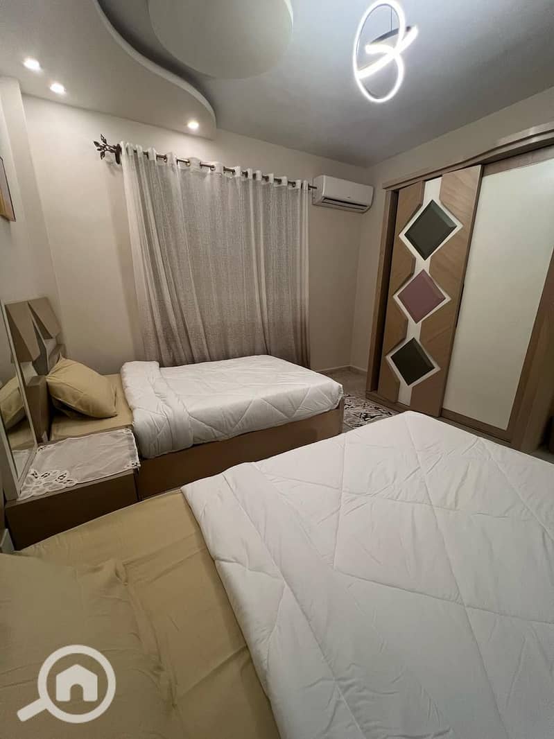 8 1000320817. jpg